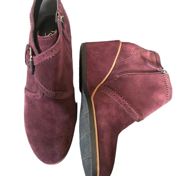 Franco Sarto Arielle Fashion Bootie Sz. 10M Wedge Heel Burgundy Suede Buckle - Picture 2 of 9